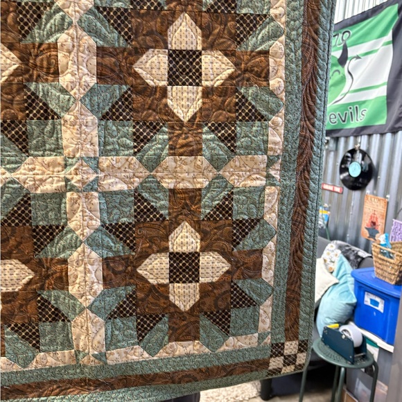 Elegant Green and Brown Patchwork Quilt Wall Hanging - Picture 6 of 10